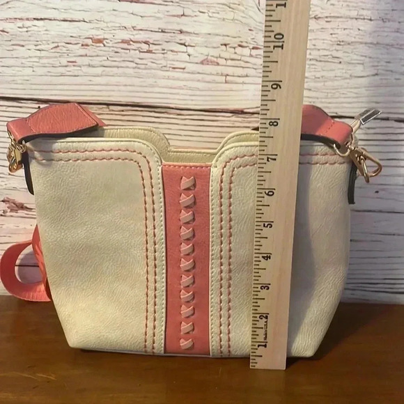 Montana West purse - Picture 6 of 6